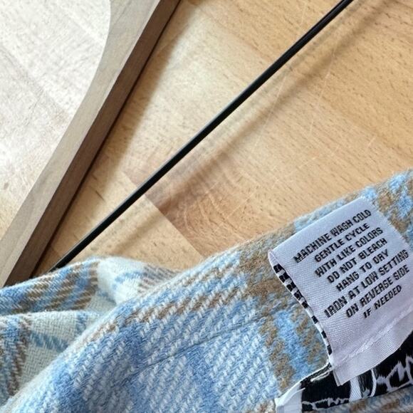 Liv & Lottie Cream Plaid Shirt Jacket size Small Oversized Preppy Boutique - Picture 5 of 6